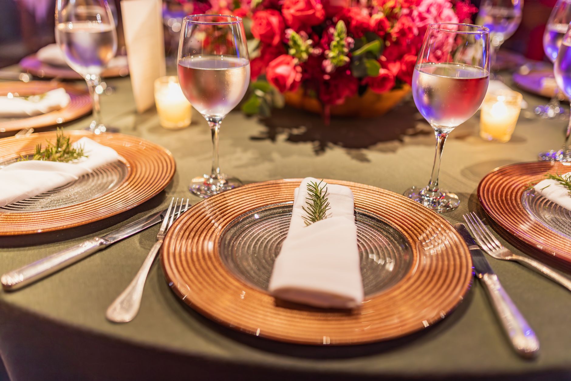 Five Tips for Hosting a Dinner Party Like a Chef